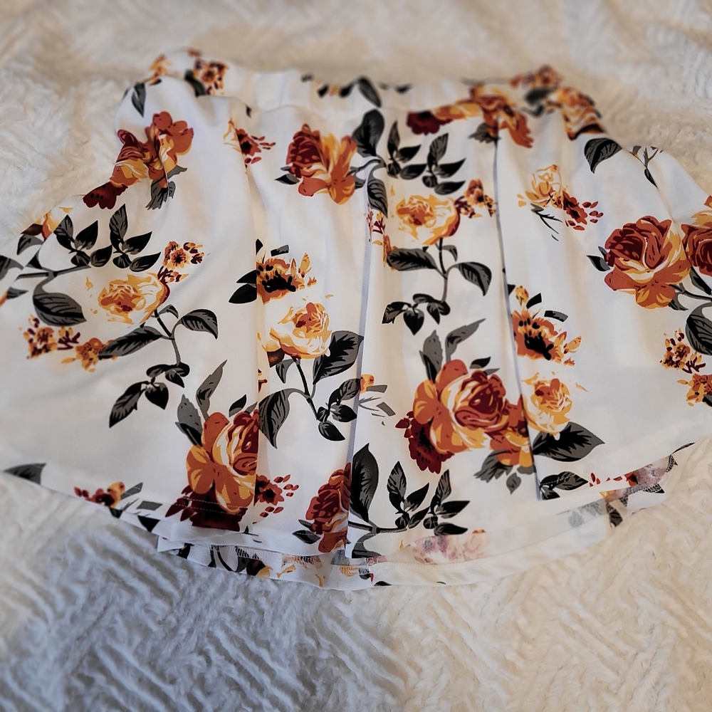 Plus Size Women's Summer Boho Floral Skort w/ Pockets. Like New Condition